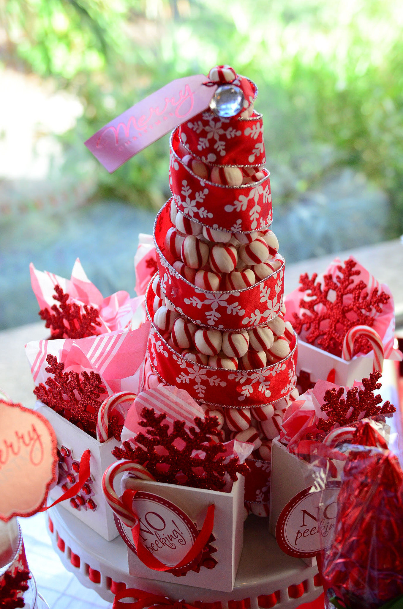 Christmas Candy Centerpieces
 Glittering Red & White Christmas Party