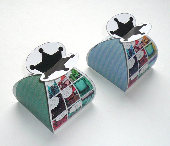 Christmas Candy Gift Box
 Christmas ic favor box DIY printable by FredaFprintables