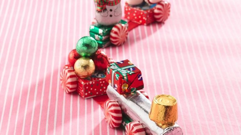 Christmas Candy Train
 Holiday Candy Trains recipe from Betty Crocker