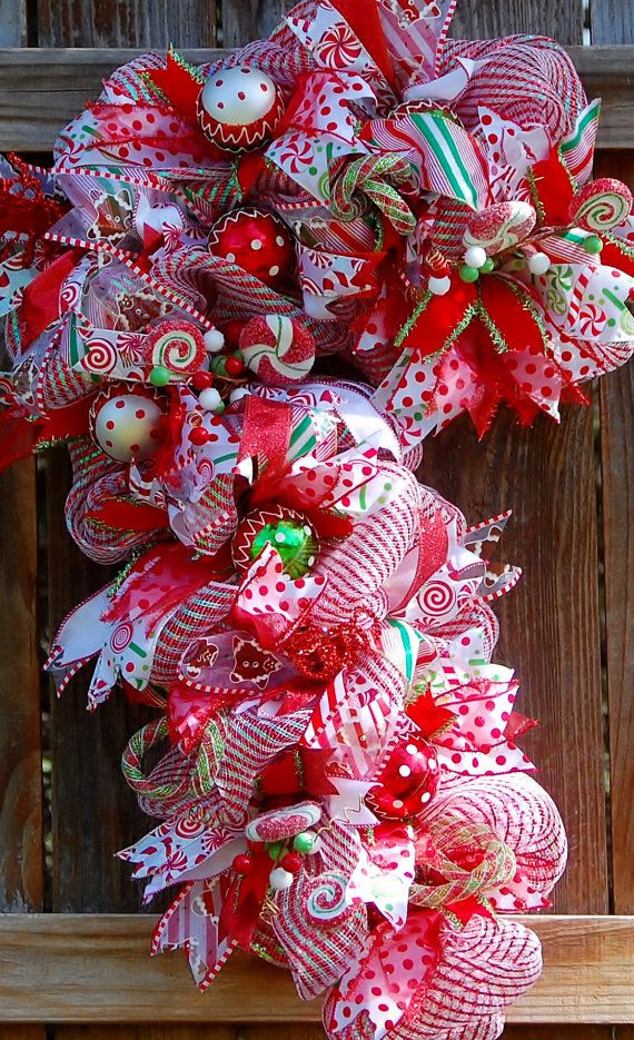 Christmas Candy Wreath
 Best 25 Candy wreath ideas only on Pinterest