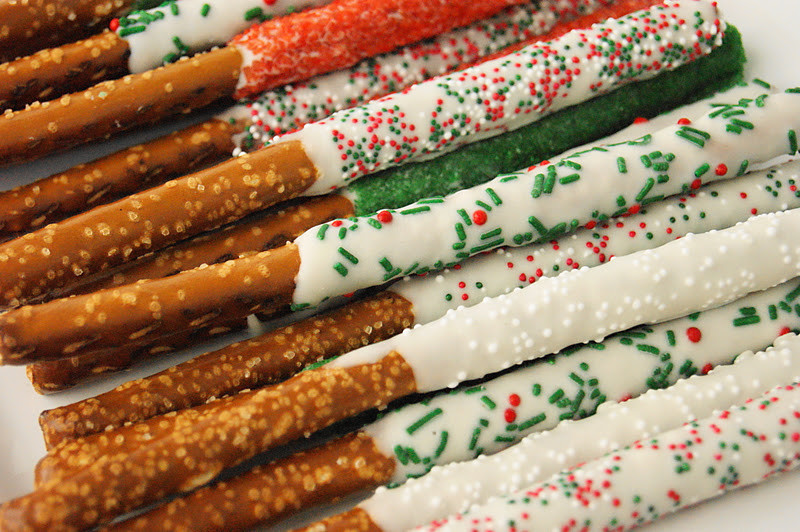 Christmas Chocolate Dipped Pretzels
 Christmas White Chocolate Dipped Pretzel Rods
