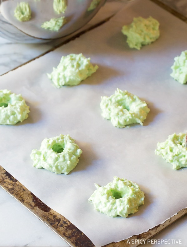 Christmas Coconut Macaroons
 Christmas Wreath Coconut Macaroons A Spicy Perspective