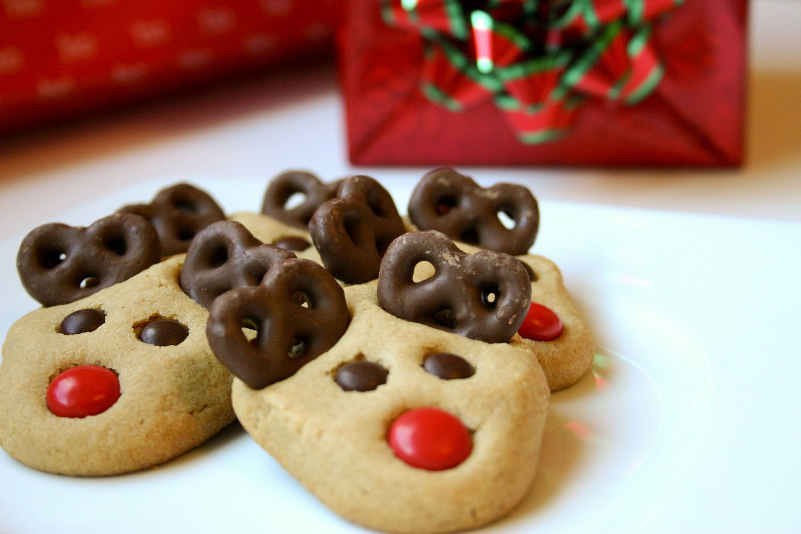 Christmas Cookies Pictures
 Bakergirl Peanut Butter Reindeer Cookies