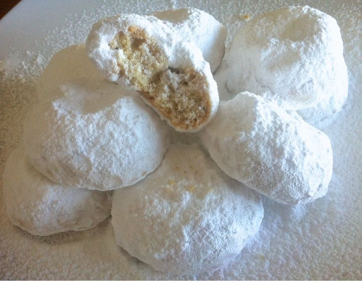 Christmas Cookies With Powdered Sugar
 17 Best ideas about Greek Cookies on Pinterest