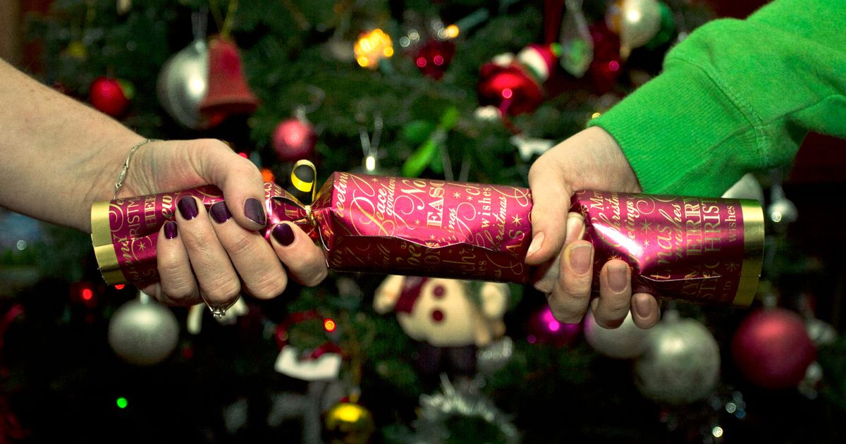 Christmas Crackers Usa
 Best Christmas crackers for 2017 including everything from