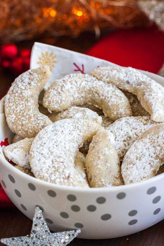 Christmas Crescent Cookies
 Vanillekipferl German Vanilla Crescent Cookies