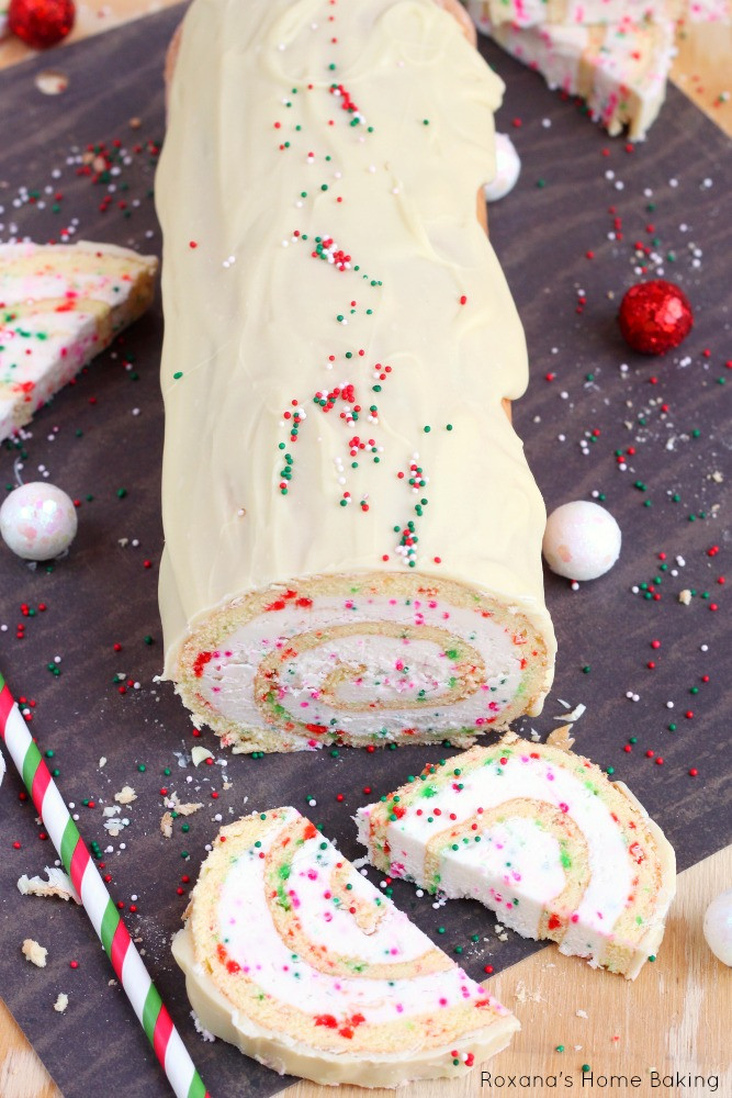 Christmas Dessert Cakes
 Christmas vanilla roll cake recipe