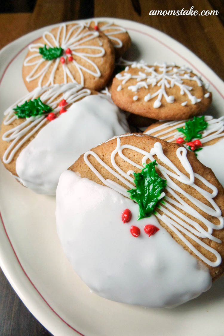 Christmas Gingerbread Cookies Recipe
 10 Christmas Cookies Recipes For The Holidays