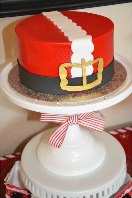 Christmas Holiday Cakes
 Best 25 Santa cake ideas on Pinterest