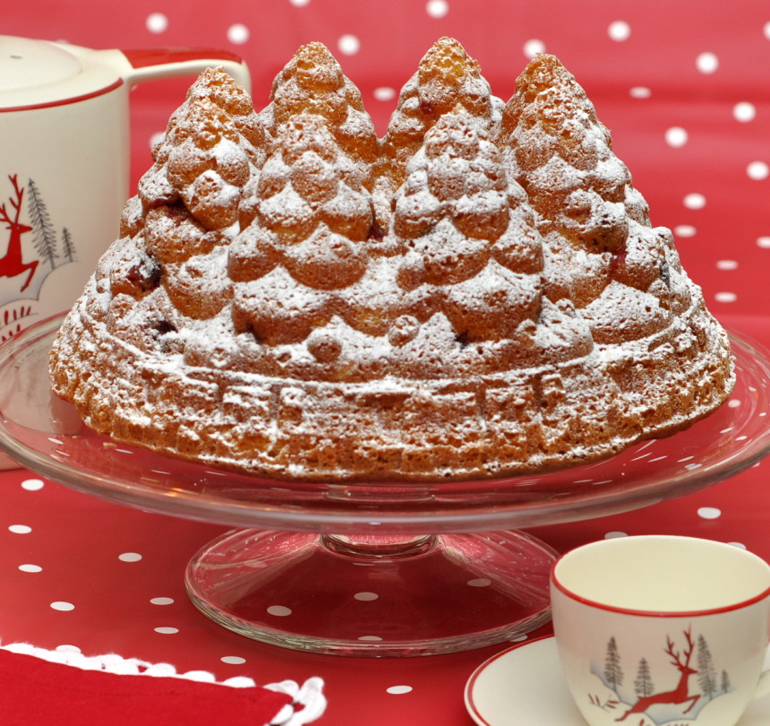 Christmas Holiday Cakes
 Christmas Holiday Fir Tree Bundt Cake – from the sweet kitchen