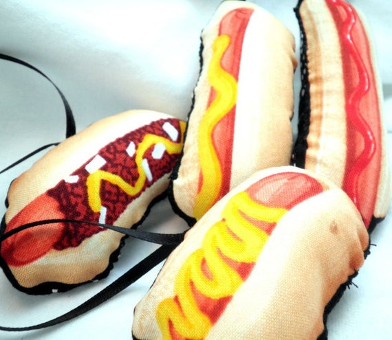 Christmas Hot Dogs
 Hot Dog Ornaments for your Christmas Tree