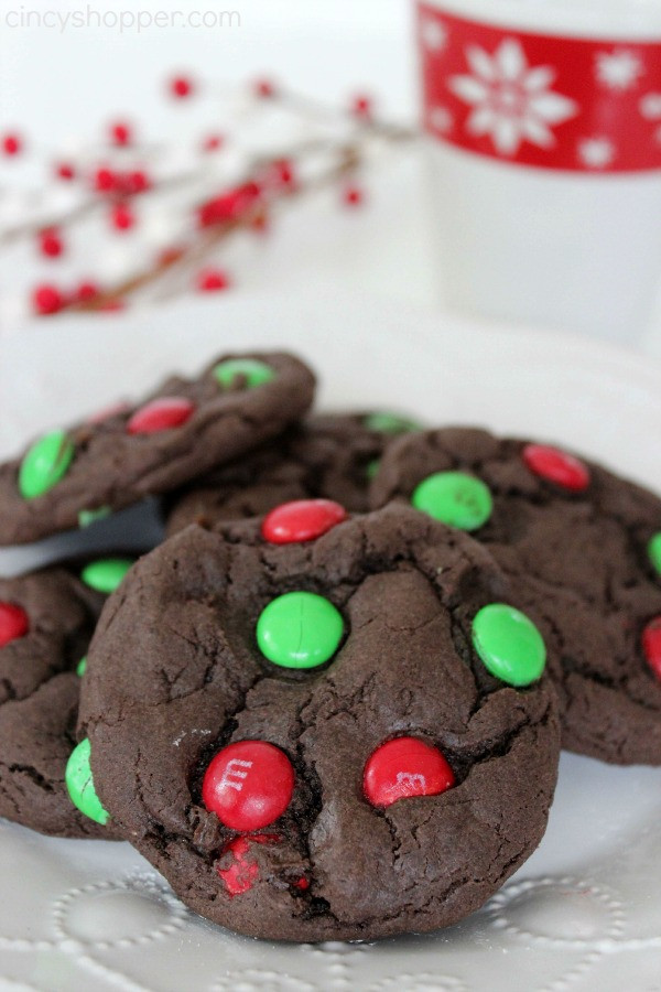 Christmas M And M Cookies
 Christmas M&M Cake Mix Cookies Recipe CincyShopper