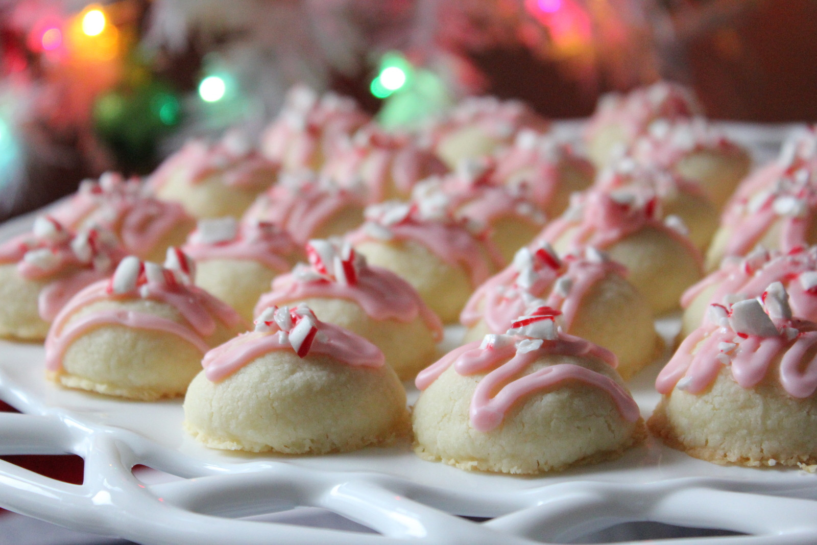 Christmas Meltaway Cookies
 Punkie Pie s Place Peppermint Meltaways Christmas Cookies