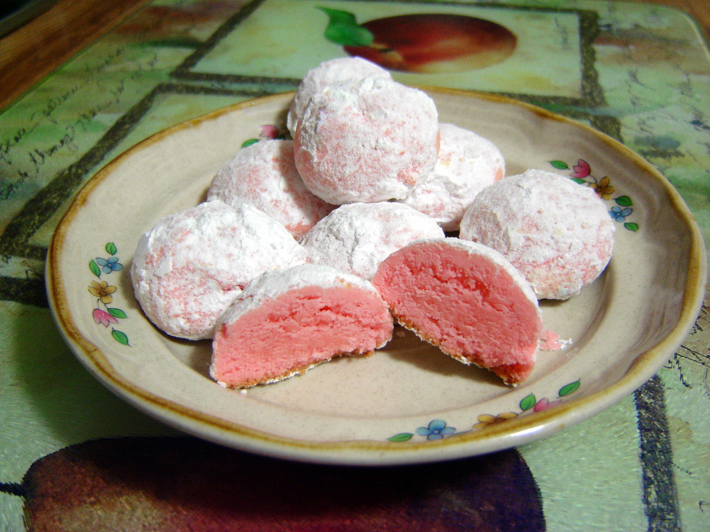 Christmas Meltaway Cookies
 Holiday Traditions and a Cookie Recipe Part 1