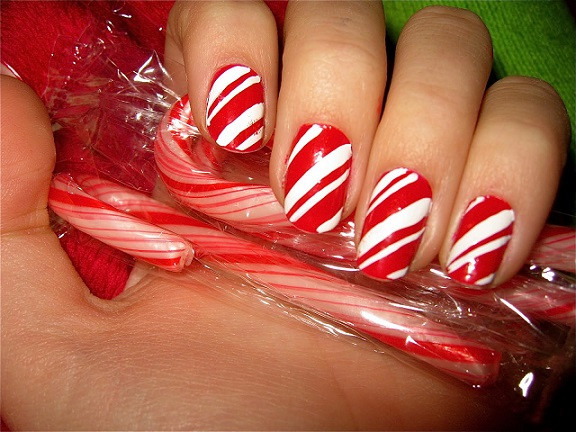 Christmas Nails Candy Cane
 The 20 Best Christmas Nail Designs For You Easyday