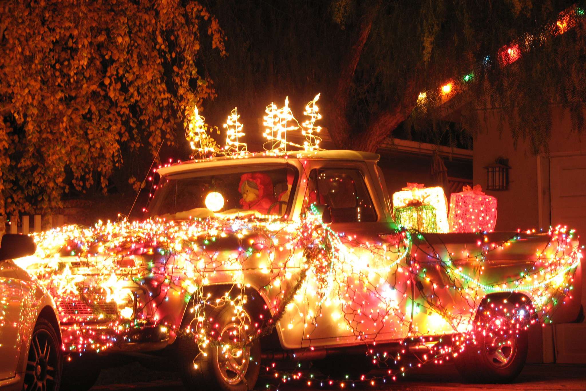 Christmas On Candy Cane Lane
 15 Best Places to See Christmas Lights in Los Angeles