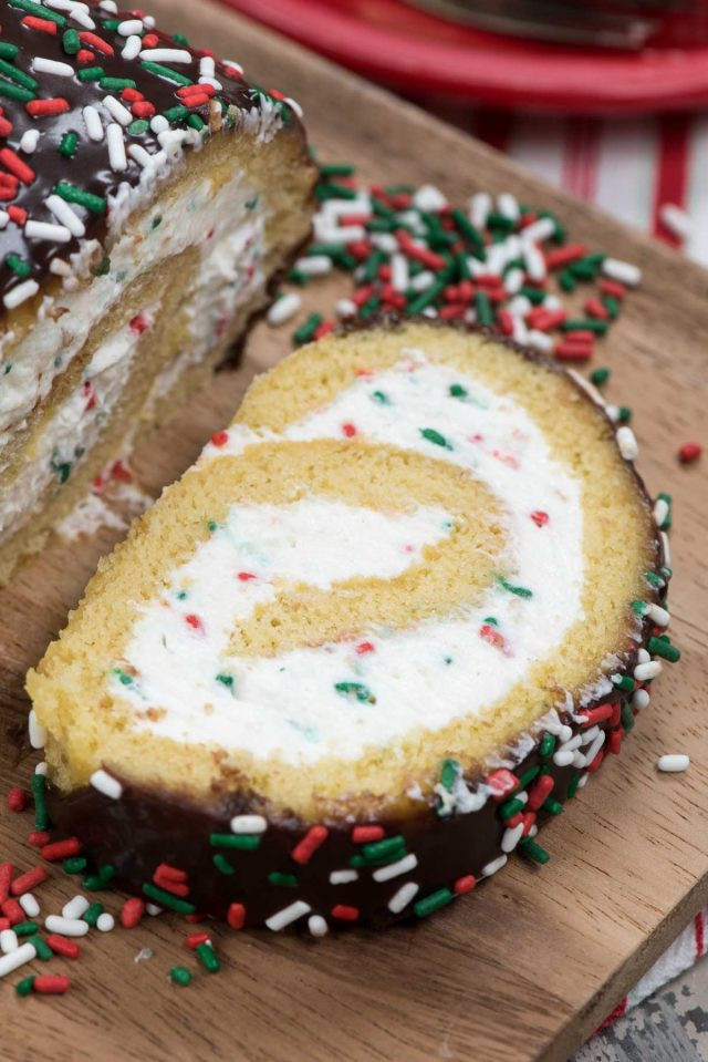 Christmas Roll Cakes
 Christmas Cake Roll Crazy for Crust