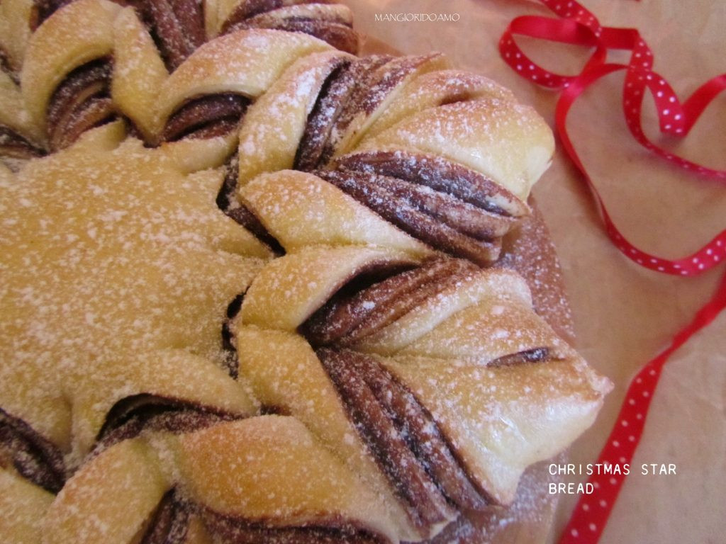 Christmas Star Bread
 Christmas Star Bread Fiore brioshe con nutella Mangioridoamo