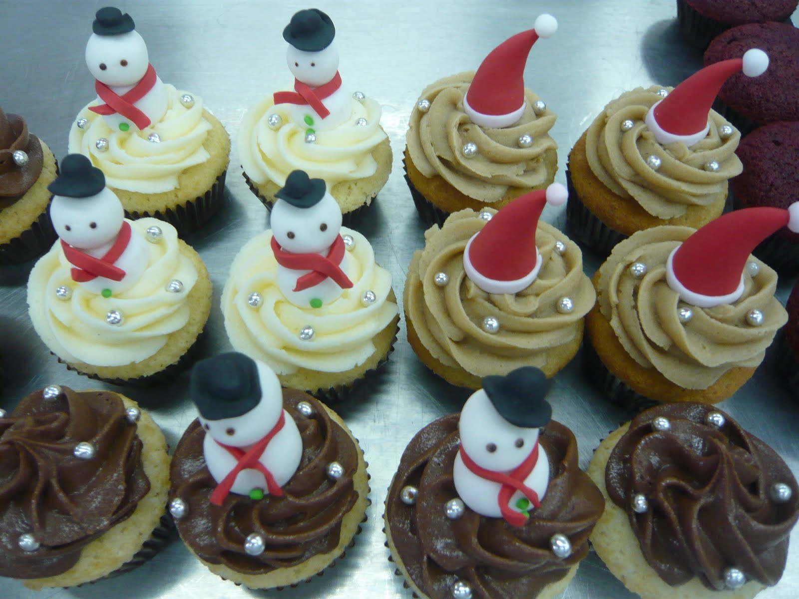 Christmas Themed Cupcakes
 Christmas Themed Cupcakes 2015 Merry Christmas 2015
