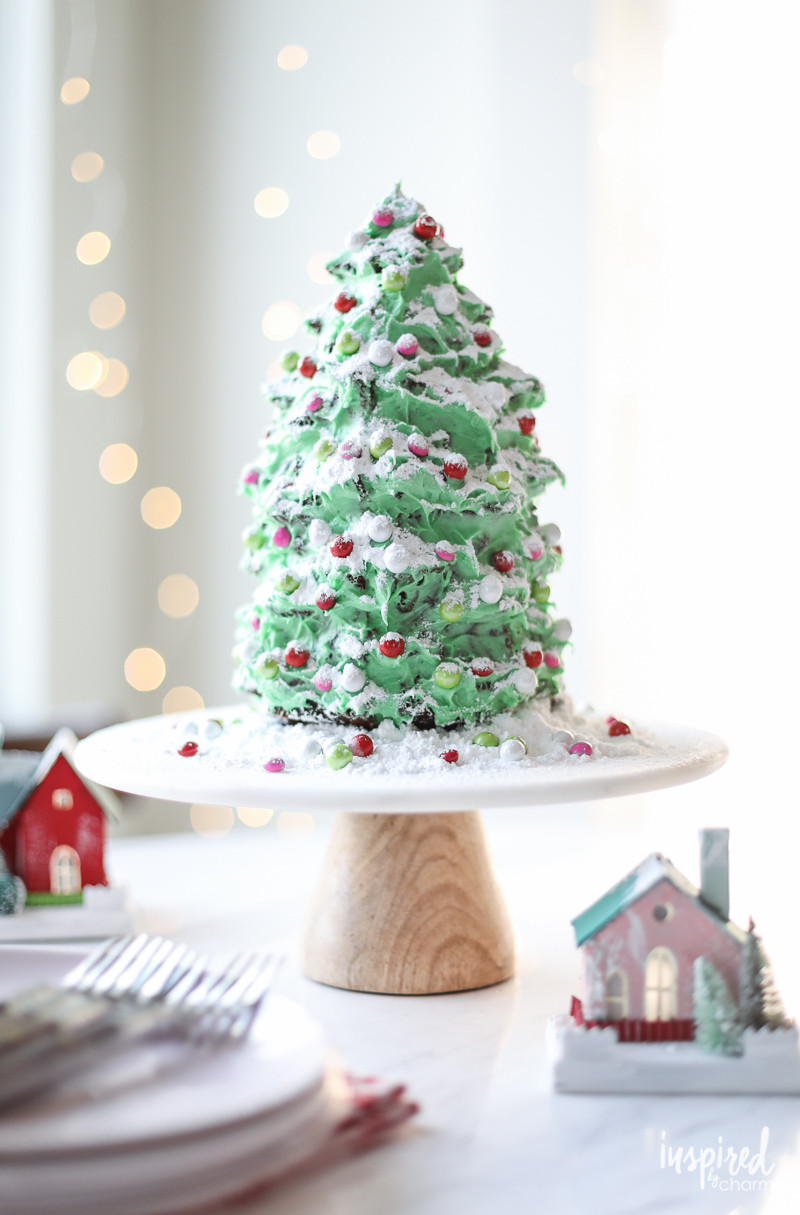 Christmas Tree Cakes
 A Festive Christmas Tree Gingerbread Cake Dessert Recipe