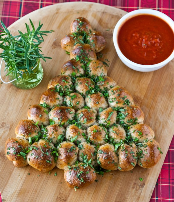 Christmas Tree Pull Apart Bread
 Eclectic Recipes Cheese Stuffed Christmas Tree Pull Apart