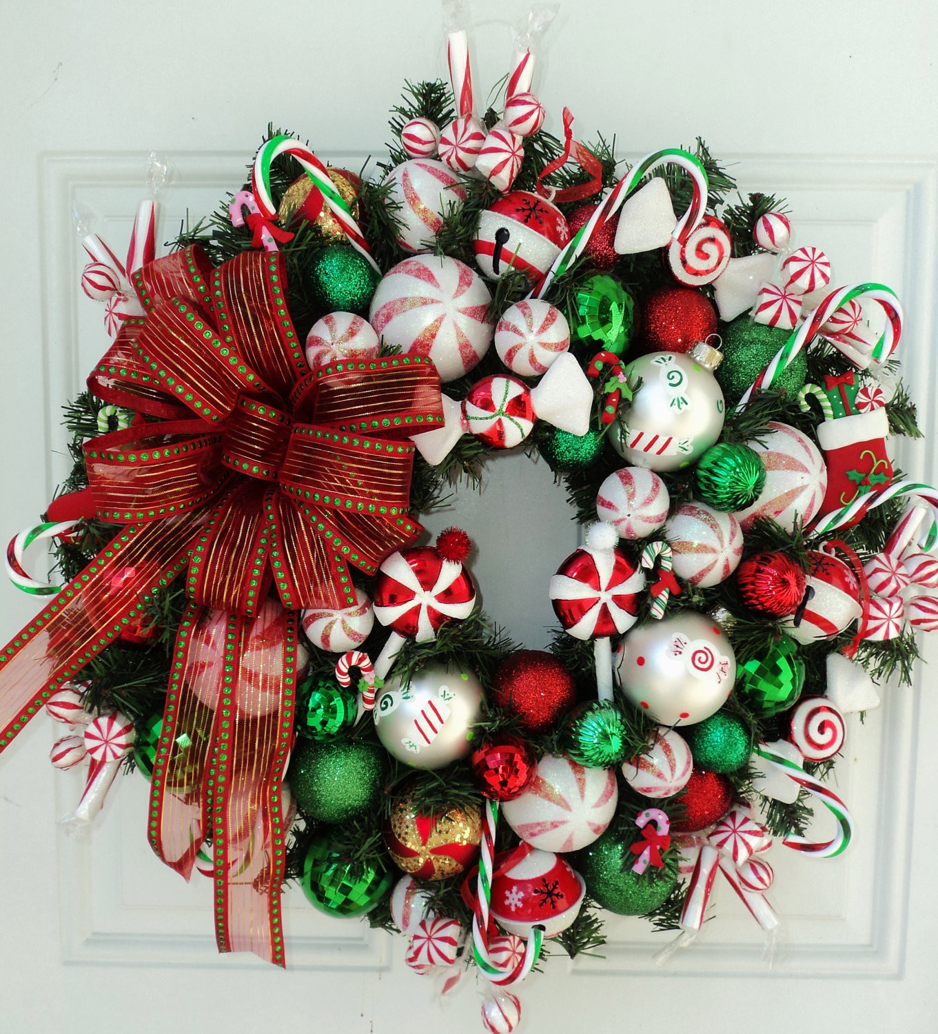 Christmas Wreath Candy
 Canada Floral Delivery Blog Making a candy cane Christmas