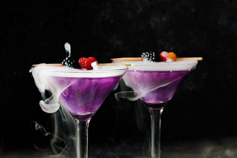 Cool Halloween Drinks
 Skinny Halloween cocktail recipes so that you can eat more