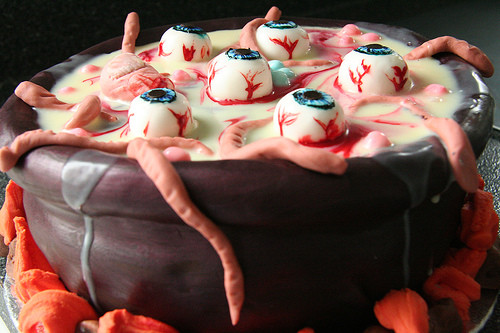 Creepy Halloween Cakes
 Spooky Halloween Cake Ideas