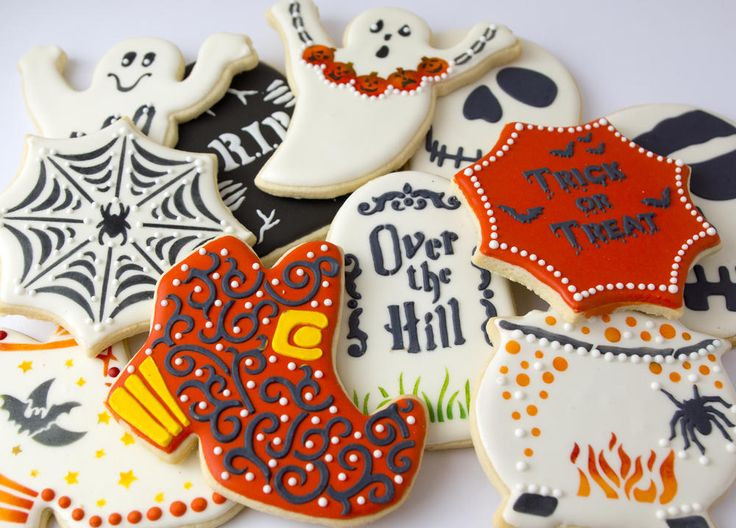 Cute Halloween Cookies
 Halloween Stenciled Cookies