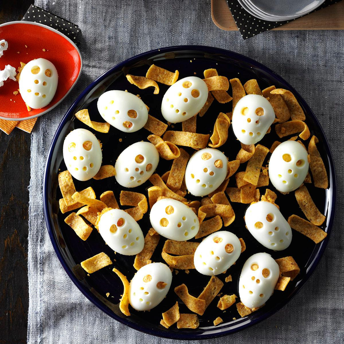 Deviled Eggs Halloween
 Skull Deviled Eggs Recipe