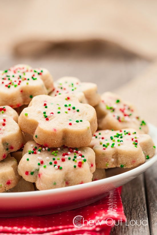Easy Christmas Baking
 21 Festive & Easy Christmas Cookies