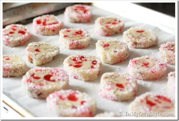Easy Christmas Cookies Recipes With Pictures
 36 Easy Christmas Cookie Recipes To Try This Year