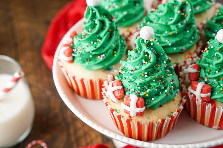 Easy Christmas Cupcakes
 Easy Christmas Tree Cupcakes