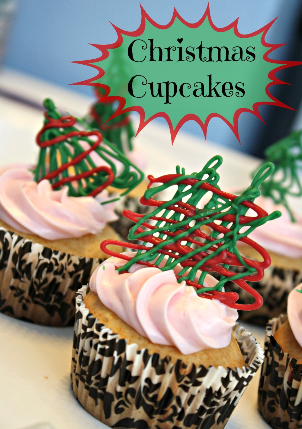 Easy Christmas Cupcakes Recipe
 Easy Christmas Cupcakes with Drizzled Chocolate Recipe