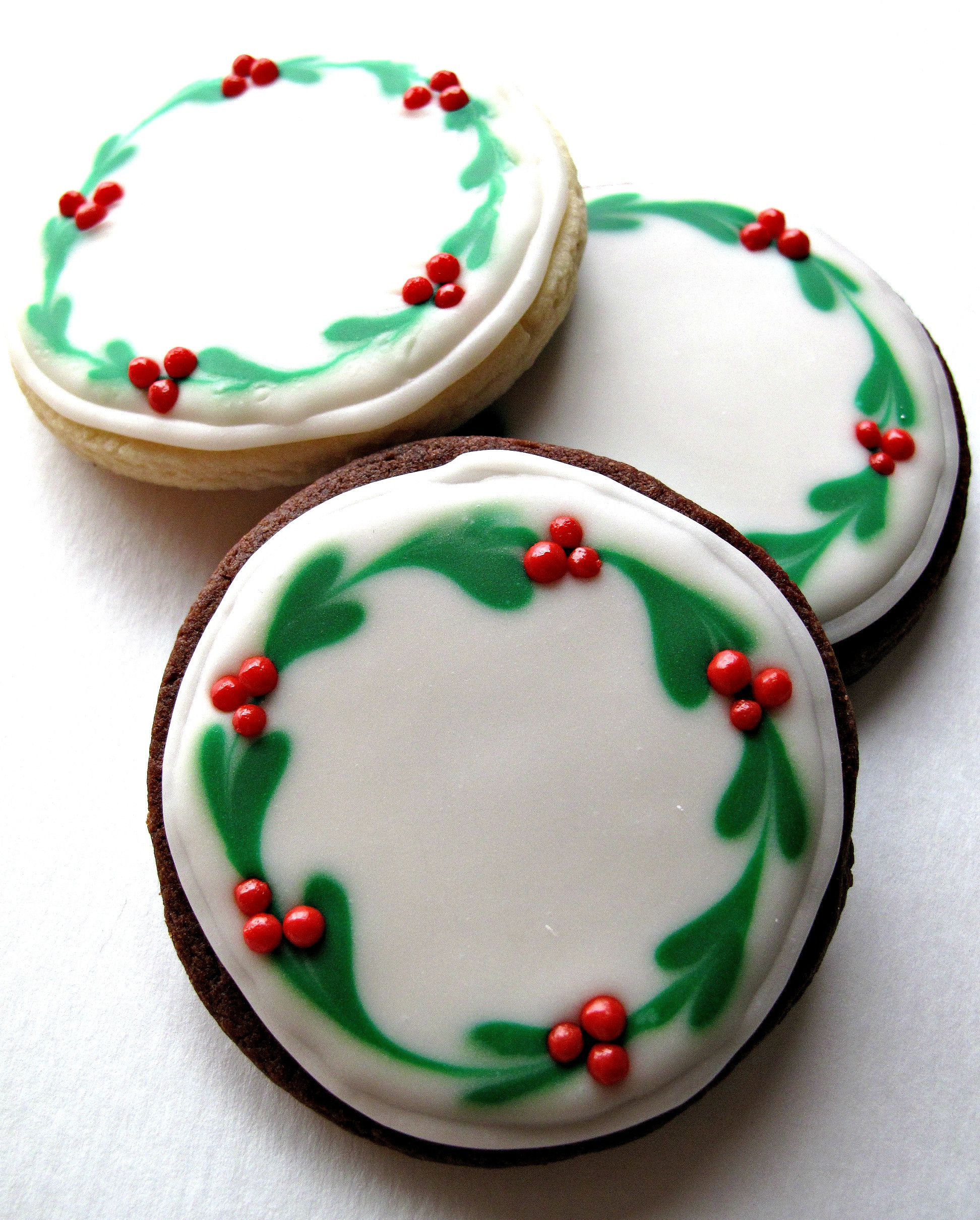 Easy Decorative Christmas Cookies
 Chocolate Covered Oreos and Iced Christmas Sugar Cookies