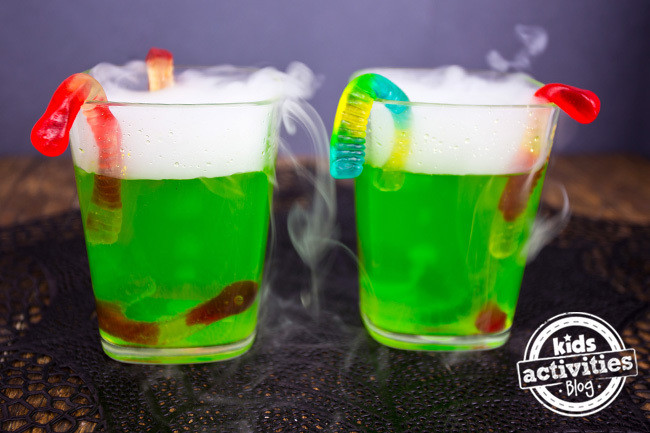 Easy Halloween Drinks
 Halloween Party Drink Spooky Fog Drinks