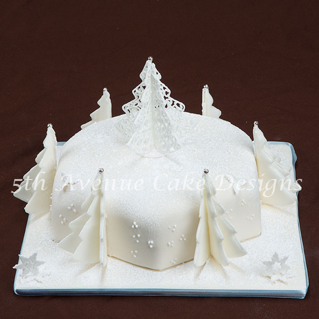 Elegant Christmas Cakes
 Winter Wonderland Christmas Cake