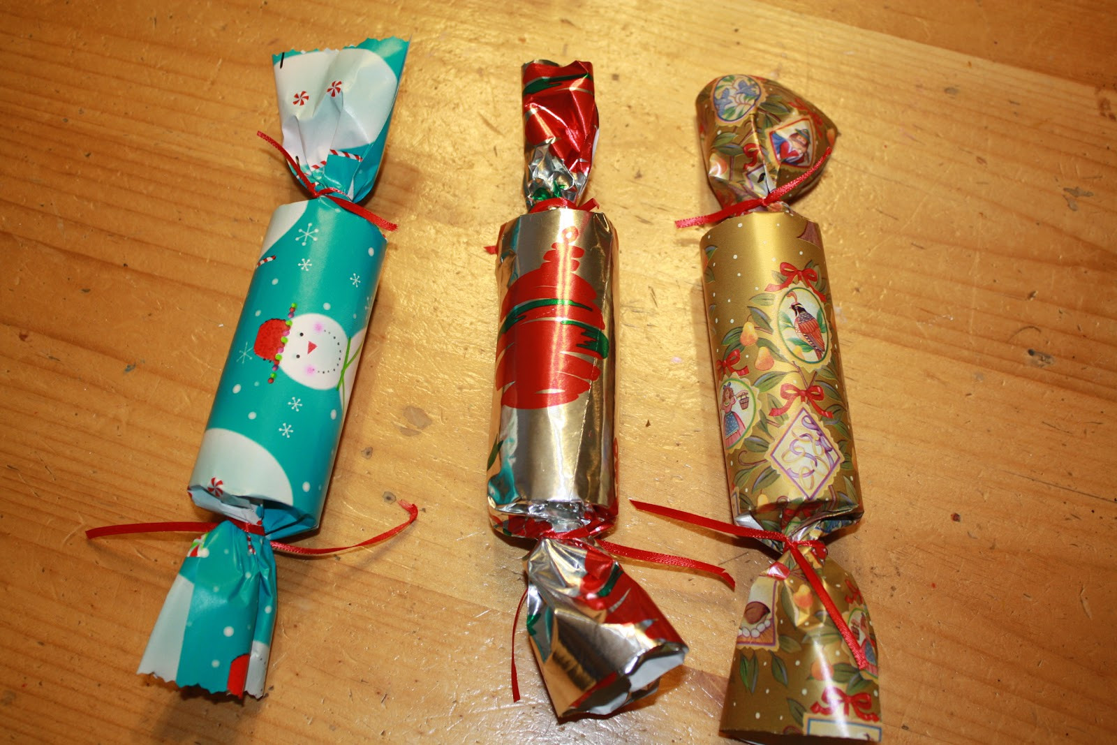English Christmas Crackers
 ce Upon a Family English Christmas Crackers