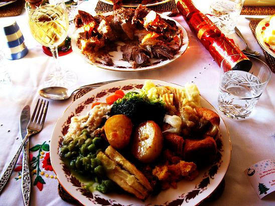 English Christmas Dinner
 England – exploringly yours