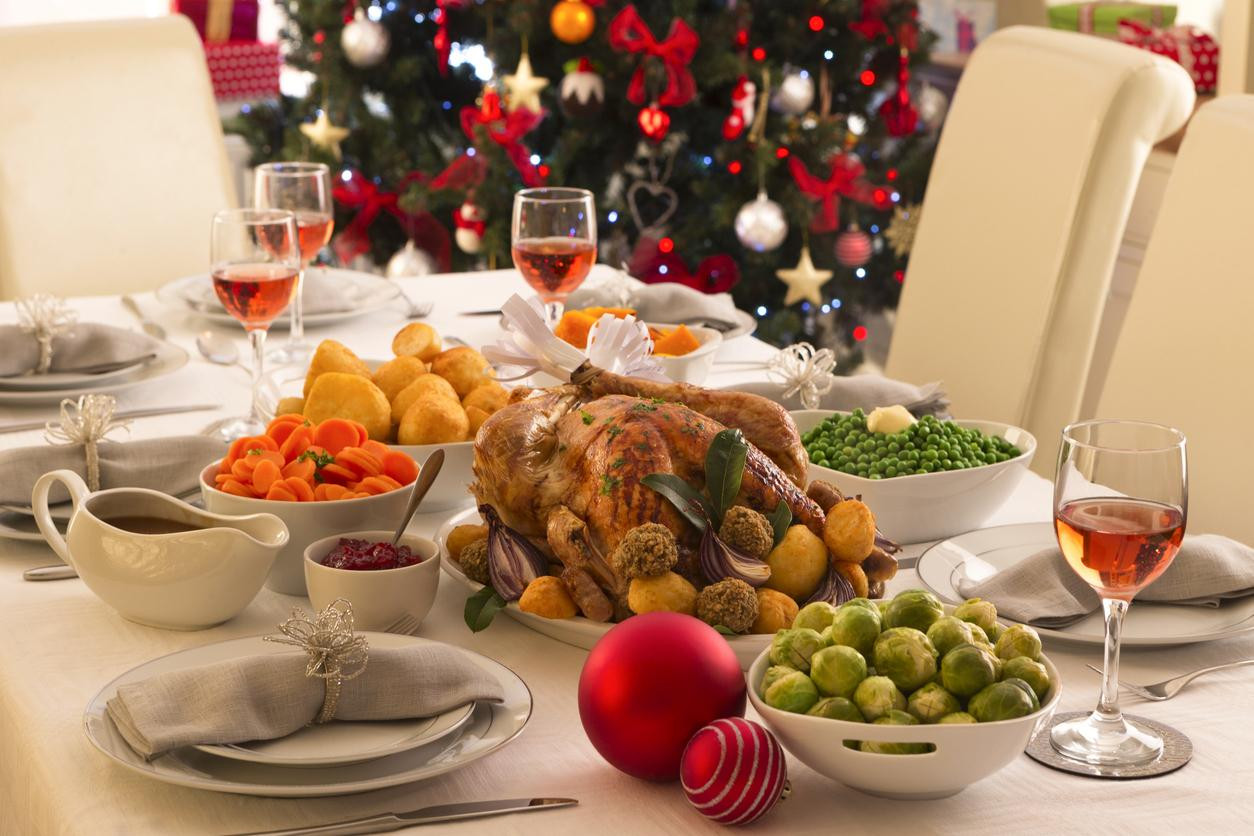 English Christmas Dinner
 The average British person eats 6 000 calories on
