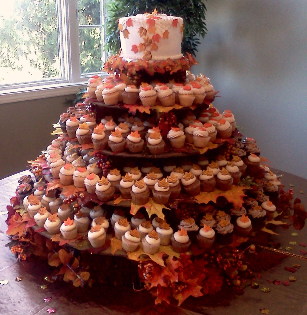Fall Themed Cupcakes
 Fall Leaves Theme Wedding Cake and Cupcakes