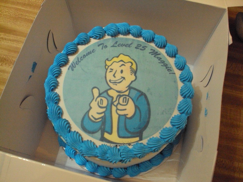 Fallout Birthday Cake
 My Fallout 3 Cake by tonberry dagger on DeviantArt