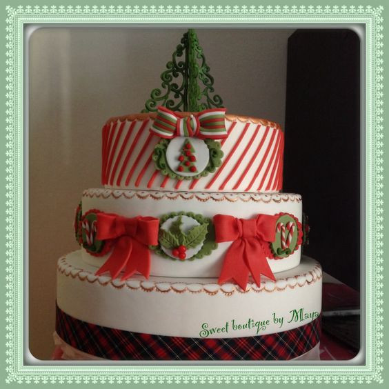 Fancy Christmas Cakes
 Elegant cakes Elegant christmas and Christmas cakes on