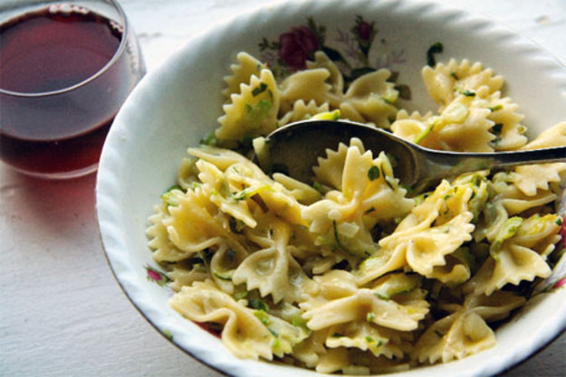 Farfalle Pasta Recipes Vegetarian
 Seriously Italian Farfalle with Zucchini and Gorgonzola