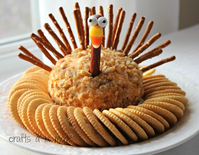 Fun Thanksgiving Appetizers
 Thanksgiving Turkey Cheese Ball Crafts a la mode