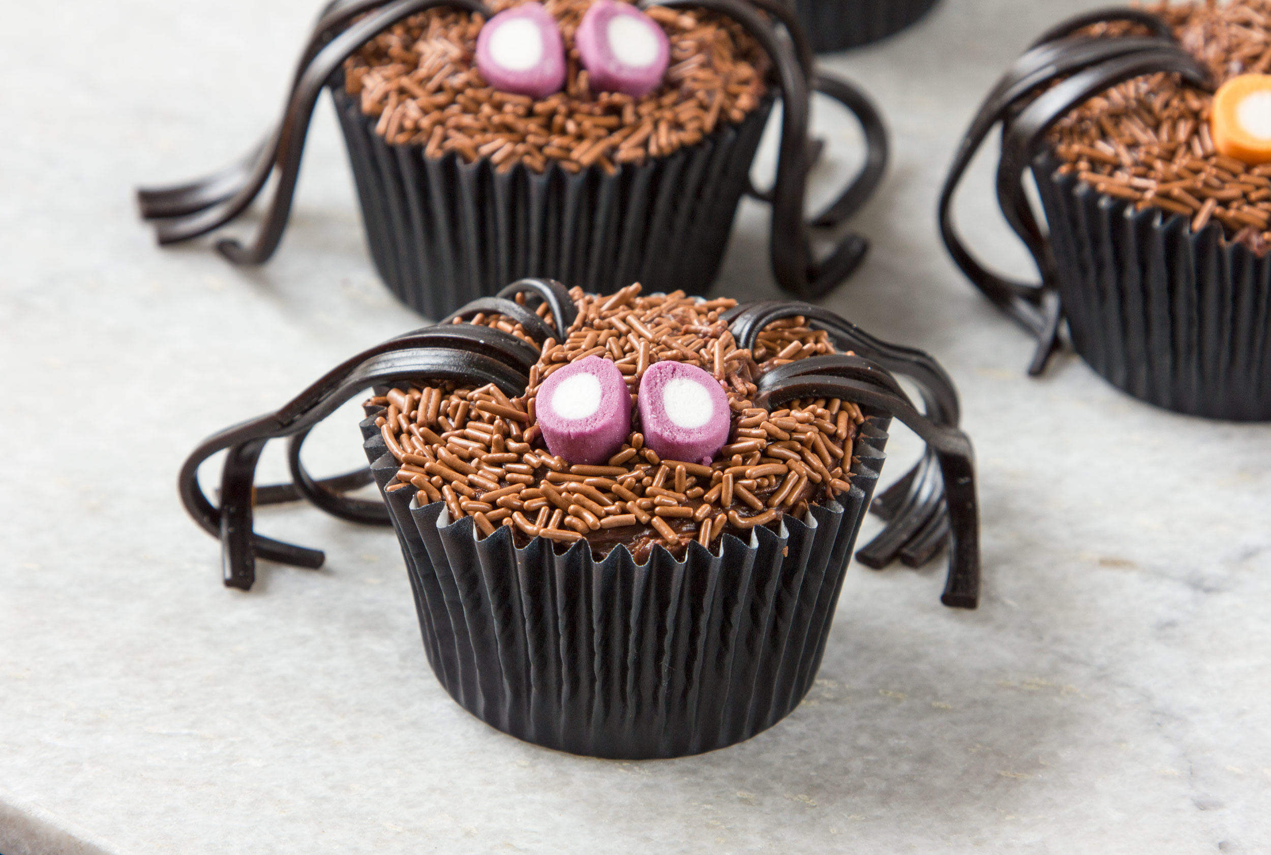 Funny Halloween Cupcakes
 Scary Halloween Cupcake Recipes And Ideas Genius Kitchen