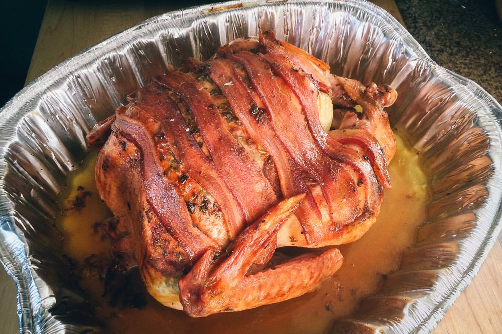 Gordon Ramsay - Christmas Turkey With Gravy
 Gordon Ramsay Christmas Turkey Stuffing Recipe