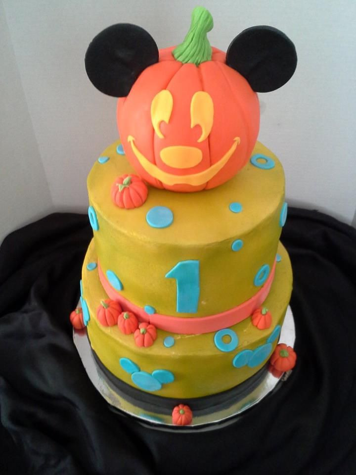 Halloween 1St Birthday Cake
 Made this for Luca s 1st birthday party Mickeys