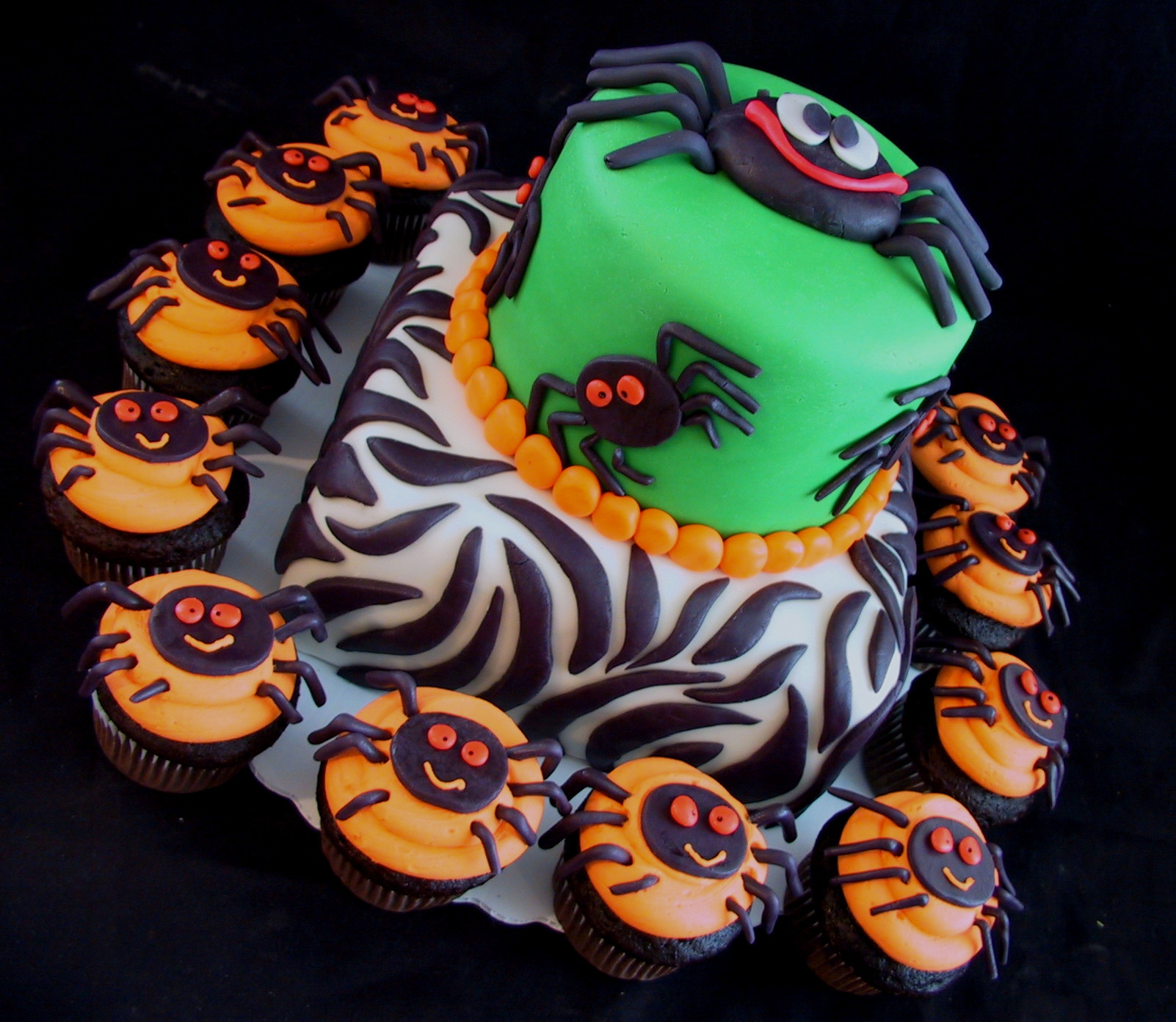 Halloween Birthday Cakes
 halloween