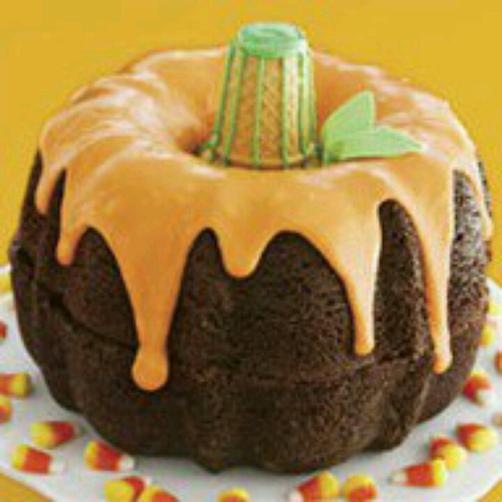 Halloween Bundt Cake
 1000 images about Holiday on Pinterest